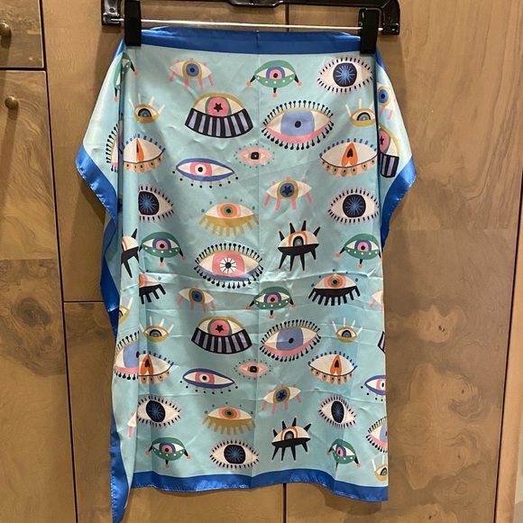 Colorful Eye Pattern Scarf - Picture 2 of 4